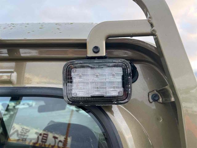 ハイゼットトラック ジャンボエクストラ　４ＷＤ　ＣＶＴ　衝突被害軽減システム　クリアランスソナー　アイドリングストップ　電動格納ミラー　オートライト　ＥＳＣ　エアコン　運転席エアバッグ（21枚目）