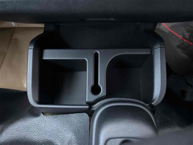 ハイゼットトラック ジャンボエクストラ　４ＷＤ　ＣＶＴ　衝突被害軽減システム　クリアランスソナー　アイドリングストップ　電動格納ミラー　オートライト　ＥＳＣ　エアコン　運転席エアバッグ（32枚目）