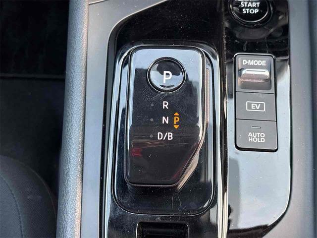 ノート Ｘ　ＥＴＣ　バックカメラ　ナビ　ＴＶ　クリアランスソナー　衝突被害軽減システム　オートマチックハイビーム　オートライト　スマートキー　アイドリングストップ　電動格納ミラー　ＣＶＴ（10枚目）