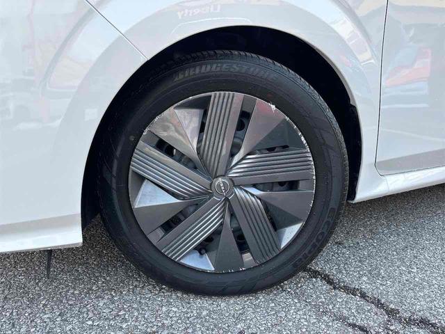 ノート Ｘ　ＥＴＣ　バックカメラ　ナビ　ＴＶ　クリアランスソナー　衝突被害軽減システム　オートマチックハイビーム　オートライト　スマートキー　アイドリングストップ　電動格納ミラー　ＣＶＴ（23枚目）