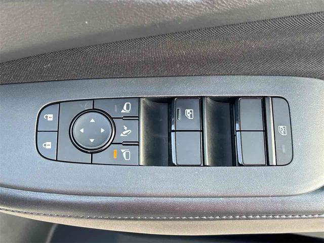 ノート Ｘ　ＥＴＣ　バックカメラ　ナビ　ＴＶ　クリアランスソナー　衝突被害軽減システム　オートマチックハイビーム　オートライト　スマートキー　アイドリングストップ　電動格納ミラー　ＣＶＴ（38枚目）