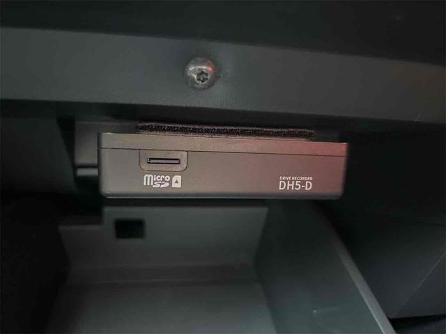 ノート Ｘ　ＥＴＣ　バックカメラ　ナビ　ＴＶ　クリアランスソナー　衝突被害軽減システム　オートマチックハイビーム　オートライト　スマートキー　アイドリングストップ　電動格納ミラー　ＣＶＴ（44枚目）