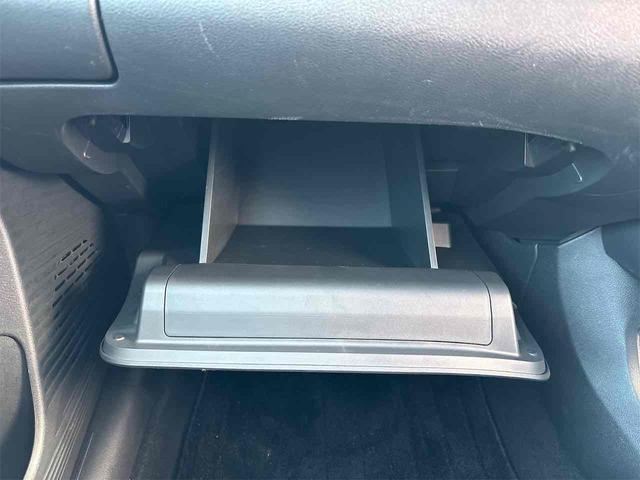 ノート Ｘ　ＥＴＣ　バックカメラ　ナビ　ＴＶ　クリアランスソナー　衝突被害軽減システム　オートマチックハイビーム　オートライト　スマートキー　アイドリングストップ　電動格納ミラー　ＣＶＴ（45枚目）