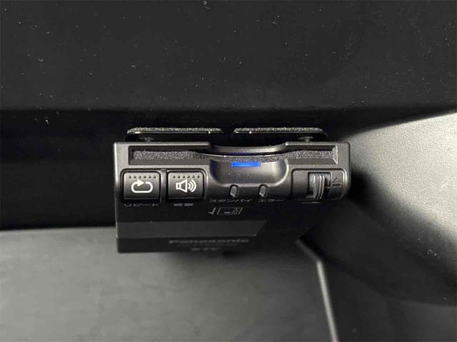 Ｎ－ＢＯＸ Ｇ・Ｌパッケージ　ＥＴＣ　バックカメラ　両側スライド・片側電動　ナビ　ＴＶ　オートライト　スマートキー　アイドリングストップ　電動格納ミラー　ベンチシート　ＣＶＴ　ＥＳＣ　ＣＤ　ＤＶＤ再生　ＵＳＢ　Ｂｌｕｅｔｏｏｔｈ（11枚目）