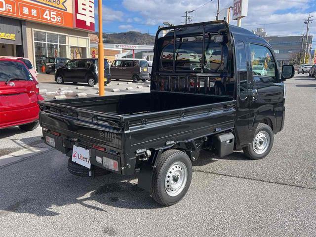 ハイゼットトラック ジャンボエクストラ　４ＷＤ　ＣＶＴ　衝突被害軽減システム　クリアランスソナー　スマートキー　アイドリングストップ　電動格納ミラー　ＡＢＳ　ＥＳＣ　エアコン　パワーステアリング　パワーウィンドウ（8枚目）