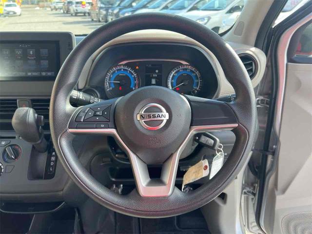 デイズ Ｓ　ＥＴＣ　クリアランスソナー　オートライト　キーレスエントリー　アイドリングストップ　電動格納ミラー　ベンチシート　ＣＶＴ　ＵＳＢ　Ｂｌｕｅｔｏｏｔｈ　エアコン　パワーウィンドウ（6枚目）