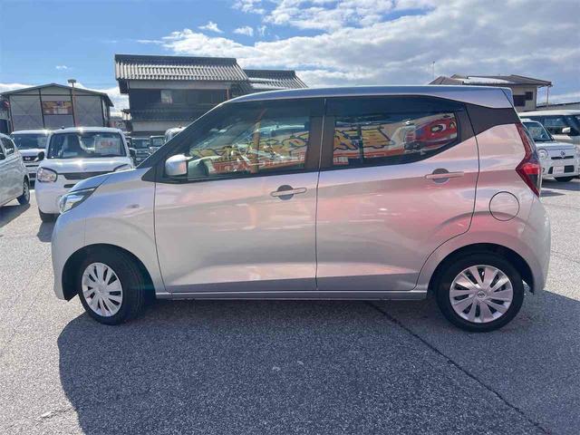 デイズ Ｓ　ＥＴＣ　クリアランスソナー　オートライト　キーレスエントリー　アイドリングストップ　電動格納ミラー　ベンチシート　ＣＶＴ　ＵＳＢ　Ｂｌｕｅｔｏｏｔｈ　エアコン　パワーウィンドウ（20枚目）