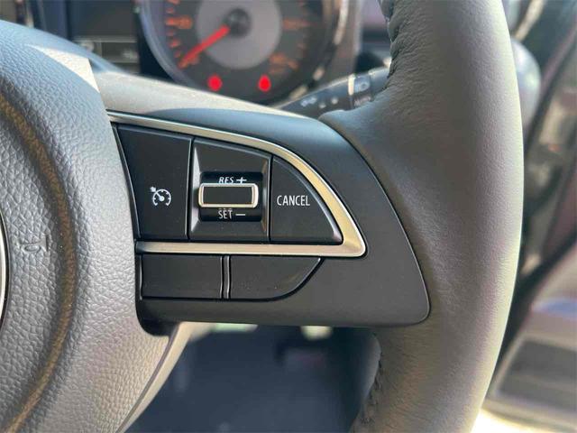 ジムニー ＸＣ　４ＷＤ　クリアランスソナー　レーンアシスト　衝突被害軽減システム　ヘッドライトウォッシャー　スマートキー　アイドリングストップ　電動格納ミラー　シートヒーター　ＡＴ　ＥＳＣ　アルミホイール　エアコン（8枚目）