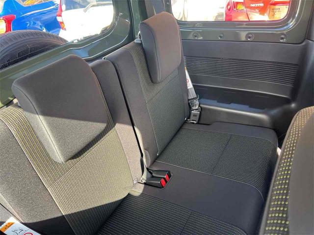 ジムニー ＸＣ　４ＷＤ　クリアランスソナー　レーンアシスト　衝突被害軽減システム　ヘッドライトウォッシャー　スマートキー　アイドリングストップ　電動格納ミラー　シートヒーター　ＡＴ　ＥＳＣ　アルミホイール　エアコン（42枚目）