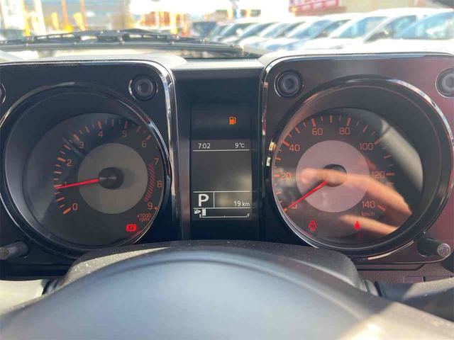 ジムニー ＸＣ　４ＷＤ　クリアランスソナー　レーンアシスト　衝突被害軽減システム　ヘッドライトウォッシャー　スマートキー　アイドリングストップ　電動格納ミラー　シートヒーター　ＡＴ　ＥＳＣ　アルミホイール　エアコン（44枚目）