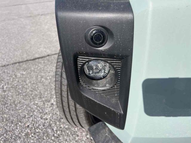 タフト Ｇ　ＬＥＤヘッドライト　ＥＴＣ　バックカメラ　クリアランスソナー　衝突被害軽減システム　オートライト　スマートキー　アイドリングストップ　電動格納ミラー　シートヒーター　サンルーフ　ＣＶＴ　ＥＳＣ　ＣＤ（32枚目）