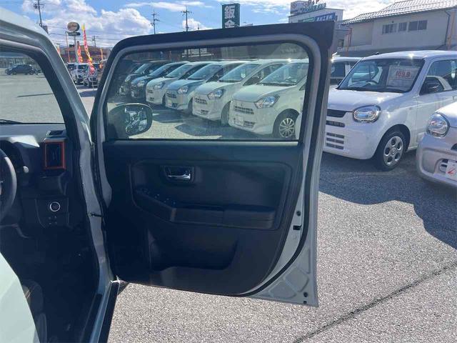 タフト Ｇ　ＬＥＤヘッドライト　ＥＴＣ　バックカメラ　クリアランスソナー　衝突被害軽減システム　オートライト　スマートキー　アイドリングストップ　電動格納ミラー　シートヒーター　サンルーフ　ＣＶＴ　ＥＳＣ　ＣＤ（42枚目）