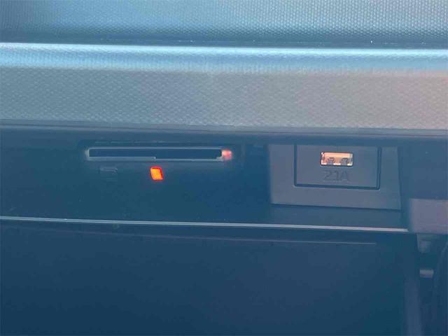 タフト Ｇ　ＬＥＤヘッドライト　ＥＴＣ　バックカメラ　クリアランスソナー　衝突被害軽減システム　オートライト　スマートキー　アイドリングストップ　電動格納ミラー　シートヒーター　サンルーフ　ＣＶＴ　ＥＳＣ　ＣＤ（46枚目）