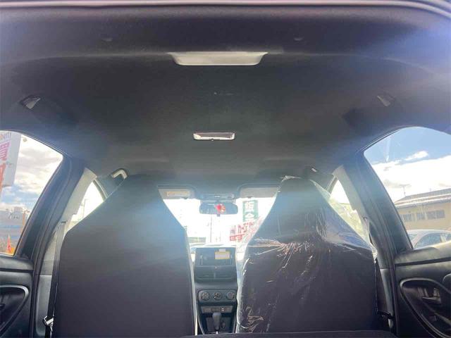 ヤリス Ｘ　バックカメラ　クリアランスソナー　衝突被害軽減システム　オートマチックハイビーム　オートライト　キーレスエントリー　電動格納ミラー　ＣＶＴ　盗難防止システム　衝突安全ボディ　ＡＢＳ　ＥＳＣ　エアコン（34枚目）