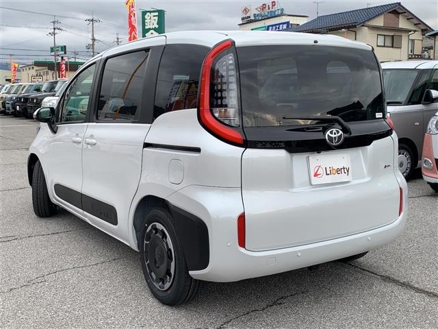 シエンタ ハイブリッドZ 純正ディスプレイオーディオ コネクテッドナビ TV ETC 全周囲カメラ クリアランスソナー オートクルーズコントロール レーンアシスト 衝突被害軽減システム 両側電動スライドドア LEDヘッドランプ(12枚目)