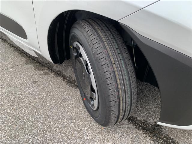 シエンタ ハイブリッドZ 純正ディスプレイオーディオ コネクテッドナビ TV ETC 全周囲カメラ クリアランスソナー オートクルーズコントロール レーンアシスト 衝突被害軽減システム 両側電動スライドドア LEDヘッドランプ(24枚目)