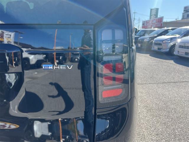 フリード ｅ：ＨＥＶエアー　ＥＸ　ＨｏｎｄａＳＥＮＳＩＮＧ　両側電動スライドドア　クリアランスソナー　アダプティブクルーズコントロール　レーンアシスト　衝突被害軽減システム　ＬＥＤヘッドランプ　電動パーキングブレーキ　シートヒーター（20枚目）