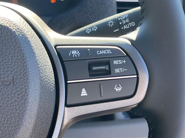 フリード ｅ：ＨＥＶエアー　ＥＸ　ＨｏｎｄａＳＥＮＳＩＮＧ　両側電動スライドドア　クリアランスソナー　アダプティブクルーズコントロール　レーンアシスト　衝突被害軽減システム　ＬＥＤヘッドランプ　電動パーキングブレーキ　シートヒーター（26枚目）