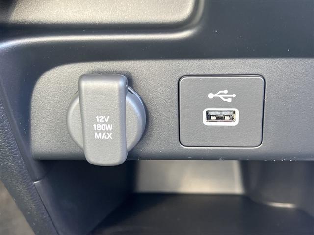 フリード ｅ：ＨＥＶエアー　ＥＸ　ＨｏｎｄａＳＥＮＳＩＮＧ　両側電動スライドドア　クリアランスソナー　アダプティブクルーズコントロール　レーンアシスト　衝突被害軽減システム　ＬＥＤヘッドランプ　電動パーキングブレーキ　シートヒーター（29枚目）