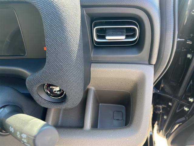 フリード ｅ：ＨＥＶエアー　ＥＸ　ＨｏｎｄａＳＥＮＳＩＮＧ　両側電動スライドドア　クリアランスソナー　アダプティブクルーズコントロール　レーンアシスト　衝突被害軽減システム　ＬＥＤヘッドランプ　電動パーキングブレーキ　シートヒーター（33枚目）