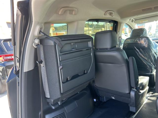 フリード ｅ：ＨＥＶエアー　ＥＸ　ＨｏｎｄａＳＥＮＳＩＮＧ　両側電動スライドドア　クリアランスソナー　アダプティブクルーズコントロール　レーンアシスト　衝突被害軽減システム　ＬＥＤヘッドランプ　電動パーキングブレーキ　シートヒーター（39枚目）