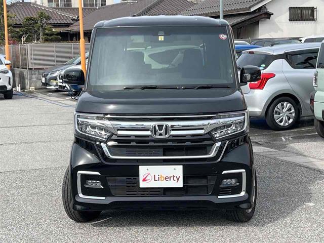 Ｎ－ＢＯＸカスタム Ｌ　純正ナビ　Ｂｌｕｅｔｏｏｔｈ　ＴＶ　バックカメラ　両側スライド・片側電動　クリアランスソナー　オートクルーズコントロール　レーンアシスト　衝突被害軽減システム　ＬＥＤヘッドライト　純正アルミホイール（8枚目）