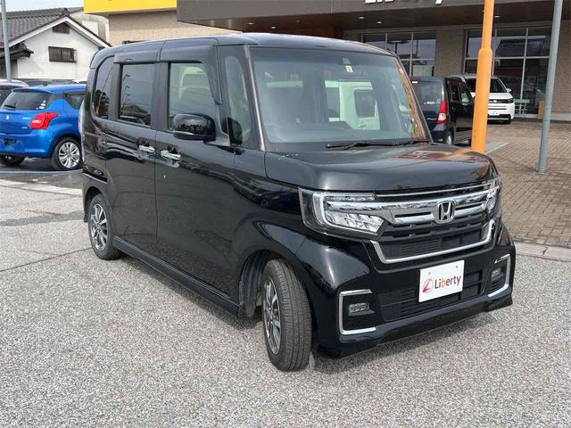 Ｎ－ＢＯＸカスタム Ｌ　純正ナビ　Ｂｌｕｅｔｏｏｔｈ　ＴＶ　バックカメラ　両側スライド・片側電動　クリアランスソナー　オートクルーズコントロール　レーンアシスト　衝突被害軽減システム　ＬＥＤヘッドライト　純正アルミホイール（9枚目）