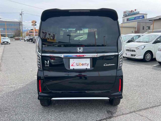 Ｎ－ＢＯＸカスタム Ｌ　純正ナビ　Ｂｌｕｅｔｏｏｔｈ　ＴＶ　バックカメラ　両側スライド・片側電動　クリアランスソナー　オートクルーズコントロール　レーンアシスト　衝突被害軽減システム　ＬＥＤヘッドライト　純正アルミホイール（13枚目）