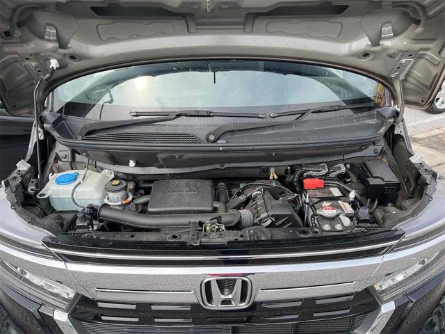 Ｎ－ＢＯＸカスタム Ｌ　純正ナビ　Ｂｌｕｅｔｏｏｔｈ　ＴＶ　バックカメラ　両側スライド・片側電動　クリアランスソナー　オートクルーズコントロール　レーンアシスト　衝突被害軽減システム　ＬＥＤヘッドライト　純正アルミホイール（18枚目）