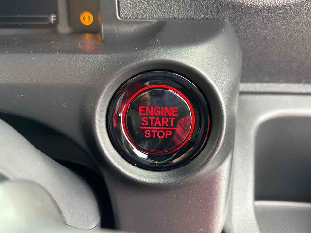 Ｎ－ＢＯＸカスタム ベースグレード　ＨｏｎｄａＳＥＮＳＩＮＧ　片側電動スライドドア　アダプティブクルーズコントロール　ＬＥＤヘッドライト　電動パーキングブレーキ　オートライト　スマートキー　前席シートヒーター　純正アルミホイール（12枚目）