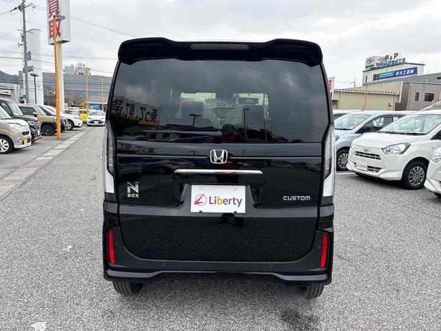 Ｎ－ＢＯＸカスタム ベースグレード　ＨｏｎｄａＳＥＮＳＩＮＧ　片側電動スライドドア　アダプティブクルーズコントロール　ＬＥＤヘッドライト　電動パーキングブレーキ　オートライト　スマートキー　前席シートヒーター　純正アルミホイール（20枚目）