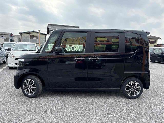 Ｎ－ＢＯＸカスタム ベースグレード　ＨｏｎｄａＳＥＮＳＩＮＧ　片側電動スライドドア　アダプティブクルーズコントロール　ＬＥＤヘッドライト　電動パーキングブレーキ　オートライト　スマートキー　前席シートヒーター　純正アルミホイール（22枚目）