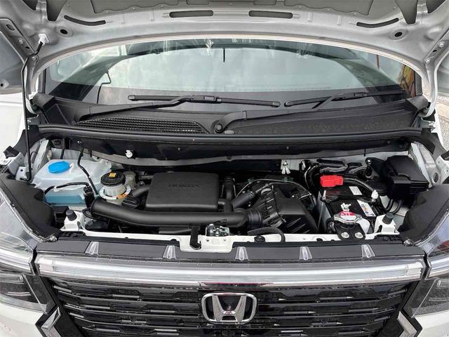 Ｎ－ＢＯＸカスタム ベースグレード　バックカメラ　両側スライド・片側電動　クリアランスソナー　オートクルーズコントロール　オートライト　スマートキー　アイドリングストップ　電動格納ミラー　シートヒーター　ベンチシート　ＣＶＴ　ＥＳＣ（33枚目）