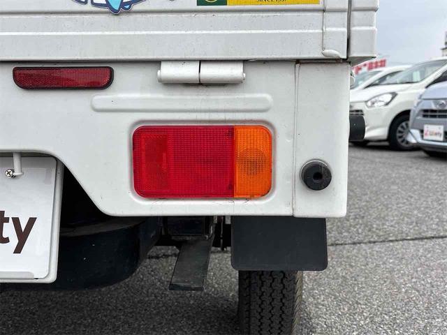 ＮＴ１００クリッパートラック ＤＸ　ＭＴ　オートライト　ＥＳＣ　エアコン　運転席エアバッグ　助手席エアバッグ（16枚目）