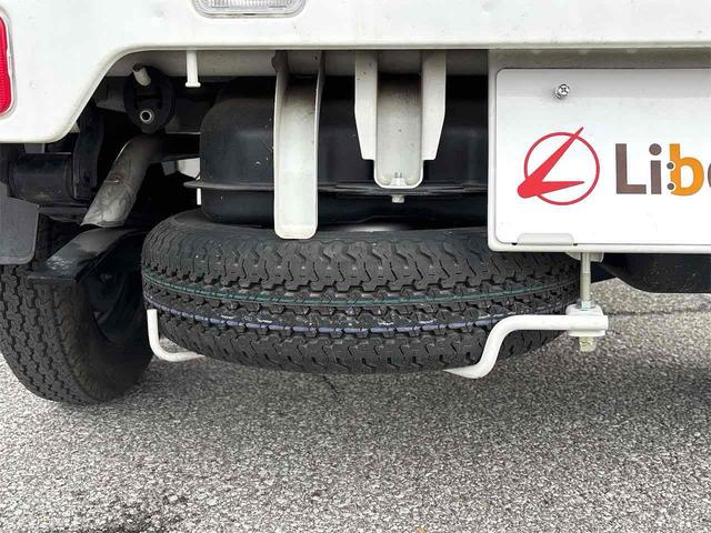 ＮＴ１００クリッパートラック ＤＸ　ＭＴ　オートライト　ＥＳＣ　エアコン　運転席エアバッグ　助手席エアバッグ（17枚目）