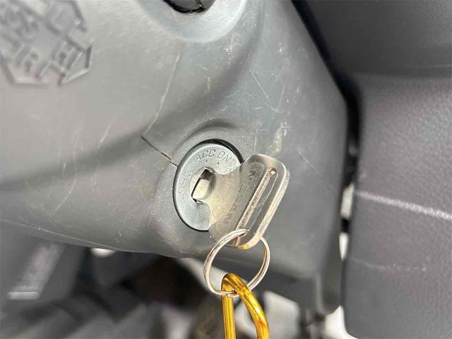 ＮＴ１００クリッパートラック ＤＸ　ＭＴ　オートライト　ＥＳＣ　エアコン　運転席エアバッグ　助手席エアバッグ（23枚目）
