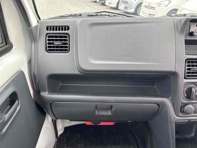ＮＴ１００クリッパートラック ＤＸ　ＭＴ　オートライト　ＥＳＣ　エアコン　運転席エアバッグ　助手席エアバッグ（24枚目）