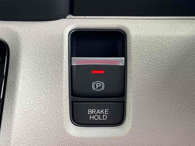 Ｎ－ＢＯＸ ベースグレード　バックカメラ　両側スライド・片側電動　クリアランスソナー　オートクルーズコントロール　レーンアシスト　オートライト　スマートキー　アイドリングストップ　電動格納ミラー　シートヒーター　ベンチシート（9枚目）