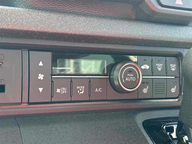 Ｎ－ＢＯＸカスタム ベースグレード　バックカメラ　両側スライド・片側電動　クリアランスソナー　オートクルーズコントロール　レーンアシスト　オートライト　スマートキー　アイドリングストップ　電動格納ミラー　シートヒーター　ベンチシート（9枚目）