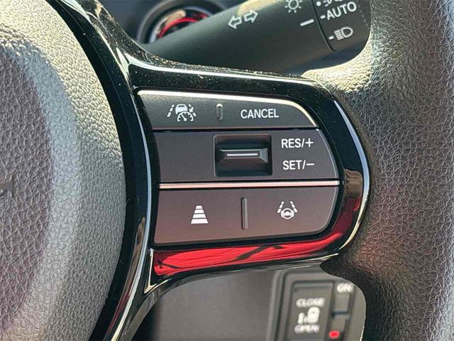 Ｎ－ＢＯＸカスタム ベースグレード　バックカメラ　両側スライド・片側電動　クリアランスソナー　オートクルーズコントロール　レーンアシスト　オートライト　スマートキー　アイドリングストップ　電動格納ミラー　シートヒーター　ベンチシート（42枚目）