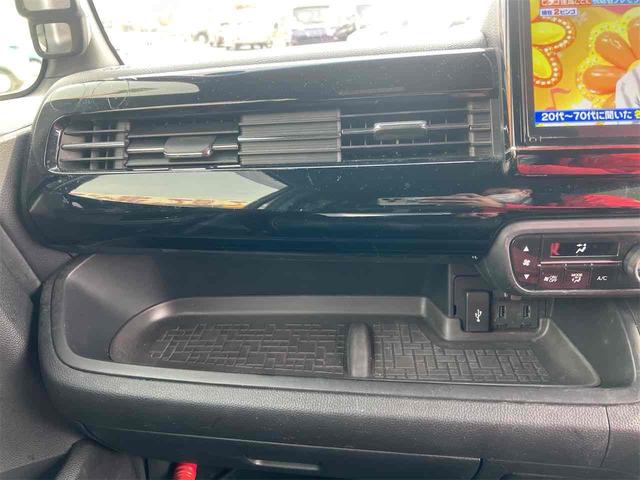 Ｎ－ＢＯＸカスタム Ｌターボ　ＥＴＣ　バックカメラ　両側電動スライドドア　ナビ　ＴＶ　クリアランスソナー　オートクルーズコントロール　レーンアシスト　衝突被害軽減システム　オートライト　スマートキー　電動格納ミラー　シートヒーター（49枚目）