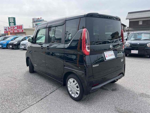 ルークス Ｘ　全周囲カメラ　両側スライド・片側電動　ナビ　ＴＶ　オートライト　スマートキー　アイドリングストップ　電動格納ミラー　ベンチシート　ＣＶＴ　ＣＤ　ＤＶＤ再生（21枚目）