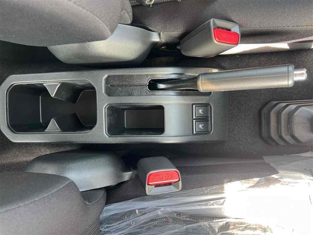 ジムニー ＸＣ　クリアランスソナー　オートクルーズコントロール　レーンアシスト　衝突被害軽減システム　オートライト　ヘッドライトウォッシャー　スマートキー　アイドリングストップ　電動格納ミラー　シートヒーター　ＡＴ（36枚目）