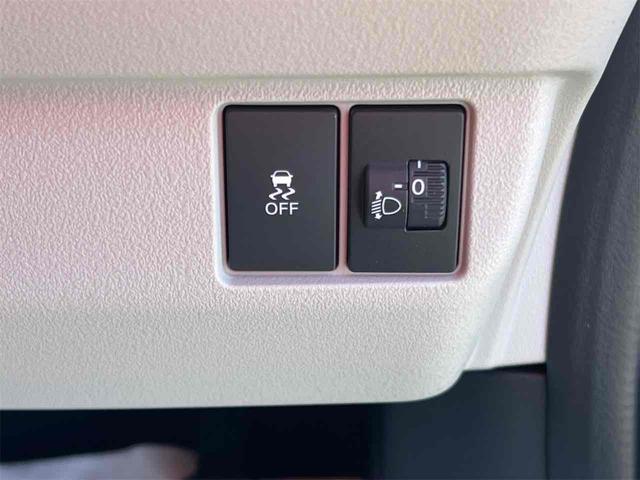 Ｎ－ＢＯＸ ベースグレード　バックカメラ　両側スライド・片側電動　クリアランスソナー　オートクルーズコントロール　レーンアシスト　オートライト　スマートキー　電動格納ミラー　シートヒーター　ＣＶＴ　ＥＳＣ　チップアップシート（10枚目）