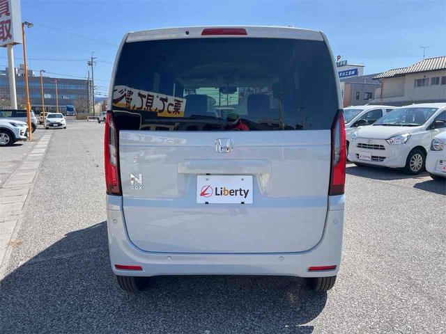 Ｎ－ＢＯＸ ベースグレード　バックカメラ　両側スライド・片側電動　クリアランスソナー　オートクルーズコントロール　レーンアシスト　オートライト　スマートキー　電動格納ミラー　シートヒーター　ＣＶＴ　ＥＳＣ　チップアップシート（18枚目）