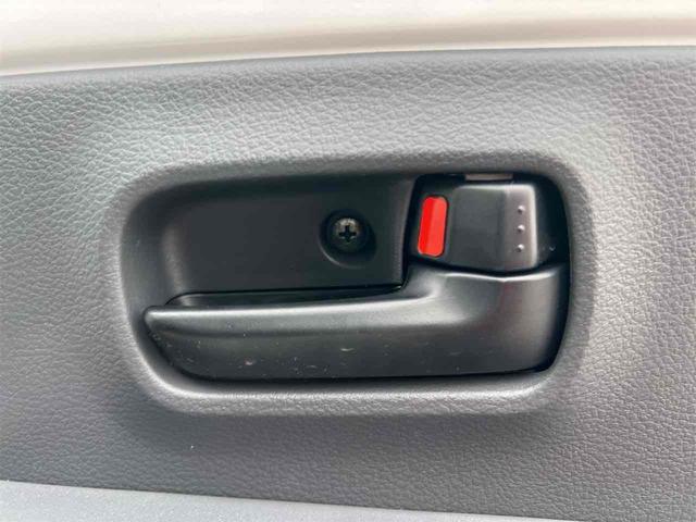 クリッパートラック DX 4WD 衝突被害軽減システム クリアランスソナー レーンアシスト キーレスエントリー アイドリングストップ オートライト ESC エアコン パワーステアリング パワーウィンドウ(33枚目)