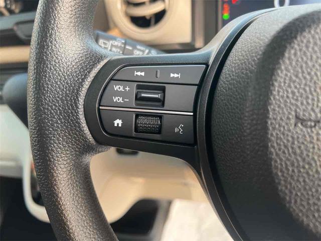 Ｎ－ＢＯＸ ベースグレード　バックカメラ　クリアランスソナー　オートクルーズコントロール　オートライト　スマートキー　アイドリングストップ　電動格納ミラー　シートヒーター　ベンチシート　ＣＶＴ　ＡＢＳ　ＥＳＣ（9枚目）