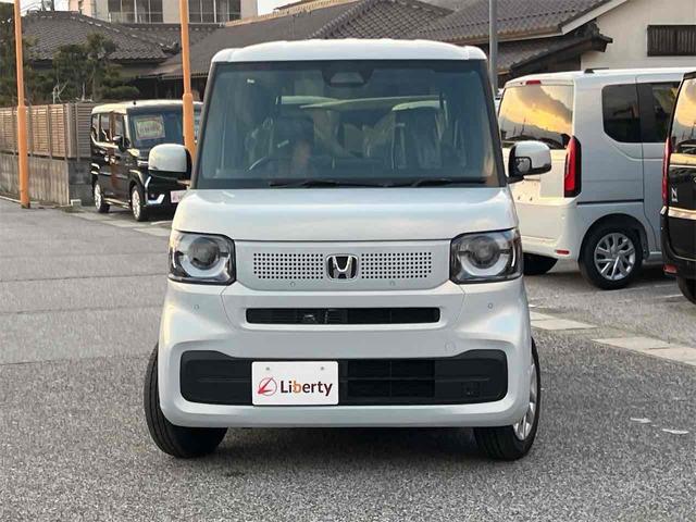 Ｎ－ＢＯＸ ベースグレード　バックカメラ　クリアランスソナー　オートクルーズコントロール　オートライト　スマートキー　アイドリングストップ　電動格納ミラー　シートヒーター　ベンチシート　ＣＶＴ　ＡＢＳ　ＥＳＣ（14枚目）