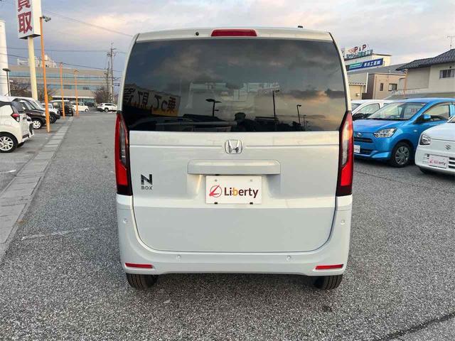 Ｎ－ＢＯＸ ベースグレード　バックカメラ　クリアランスソナー　オートクルーズコントロール　オートライト　スマートキー　アイドリングストップ　電動格納ミラー　シートヒーター　ベンチシート　ＣＶＴ　ＡＢＳ　ＥＳＣ（18枚目）