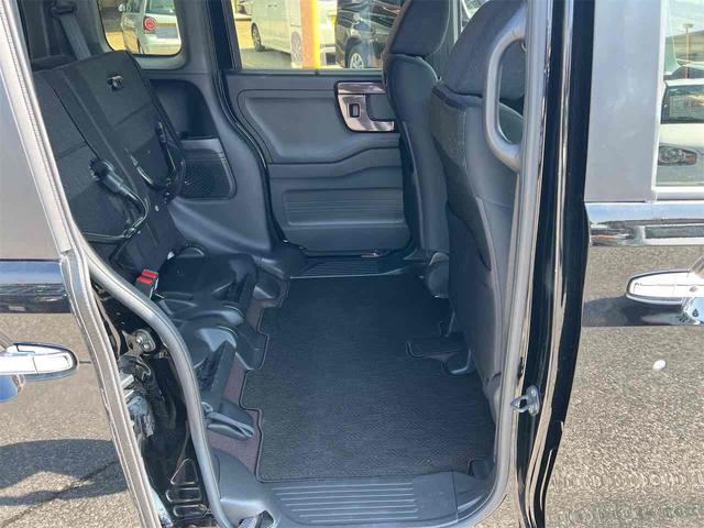 ホンダ Ｎ－ＢＯＸカスタム 42枚目